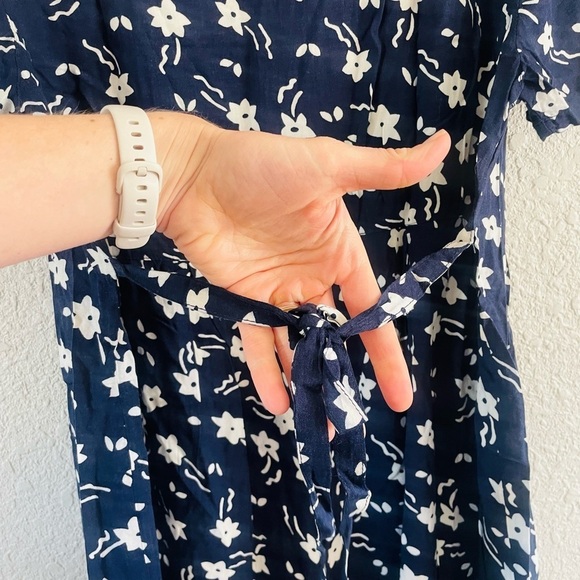 Vintage Blue Floral Shorts Romper - Picture 4 of 14